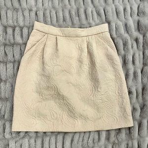 H&M Cream Textured Skirt Size 6